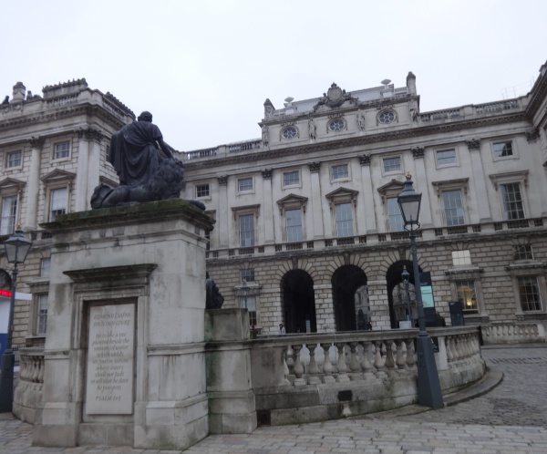 King’s College London