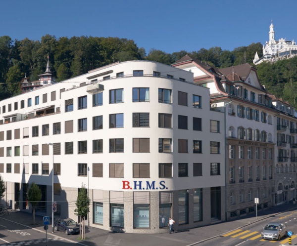 BHMS Business & Hotel Management School