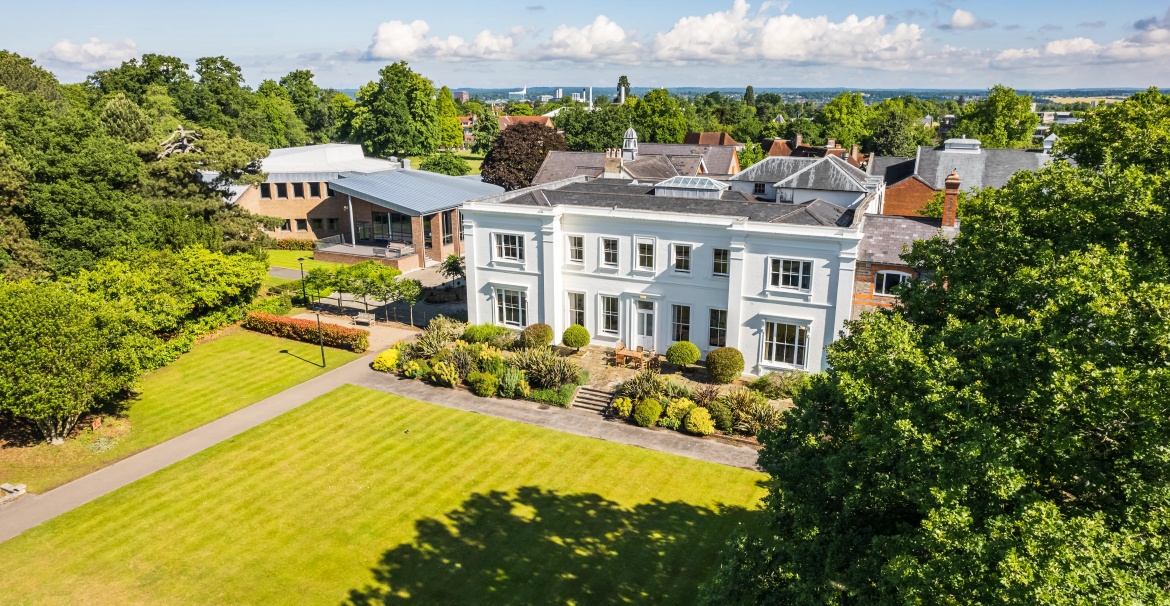Leighton Park School