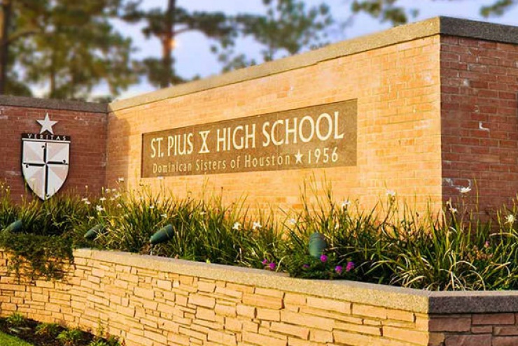 Только в июне! Специальная цена на обучение в старшей школе Amerigo Houston (St Pius X High School)