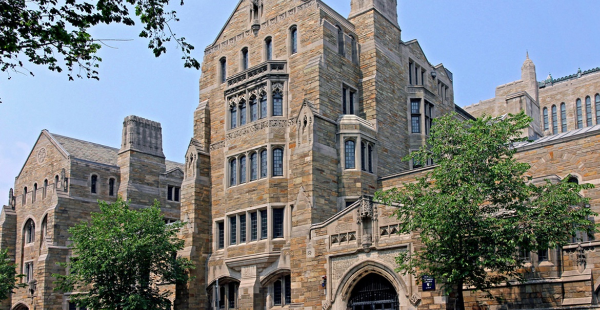 Летние программы в Yale с 16 лет